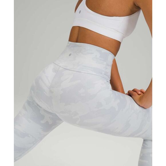 Lululemon Wunder Under High-Rise Crop 23" Leggings in Gray Camo Jacquard size 6 - Picture 3 of 9